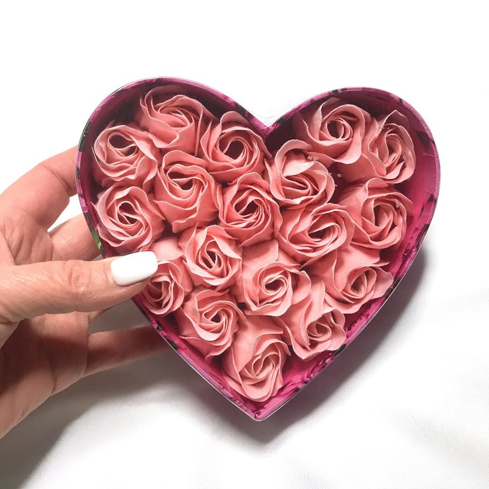 NWT Biolab Rose Petal Soap 18Pack - Picture 8 of 9